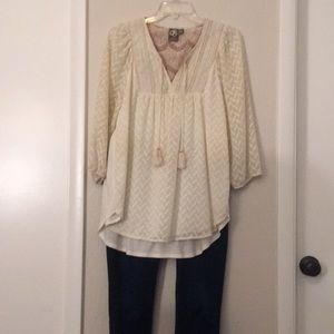 Beautiful sparkling boho cream top sz S